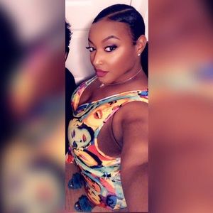 Meet your Posher, Monique